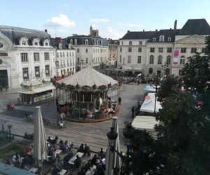 Appartement avec belle vue sur la place du Martroi Orleans France