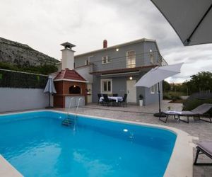 Mountain House Kajko With Pool Donje Sitno Croatia