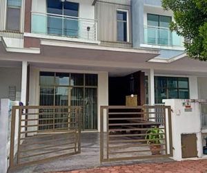 Kuala Selangor Botanic 4R3B Homestay Wifi Selangor Malaysia