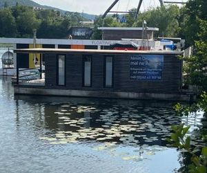 Hausboot Jeknic Saarbruecken Germany