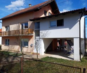 Apartments with a parking space Lipovaca (Plitvice) - 17657 Rakovica Croatia