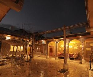 S E A S O N Guest House Samarkand Uzbekistan
