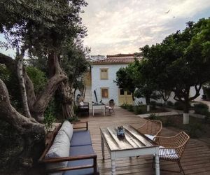 Rafalias Mansion, Studios & suites Hydra Greece