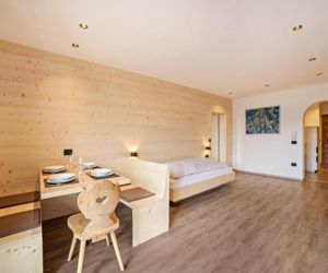 Ebeneich Apartment Lagundo Italy