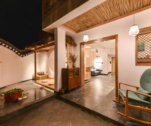 Yifangyan - Tingyuan Qingshe Hostel Fenghuang China
