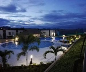 CASA VACACIONAL CONDOMINIO BAHÍA SOLERO Girardot City Colombia