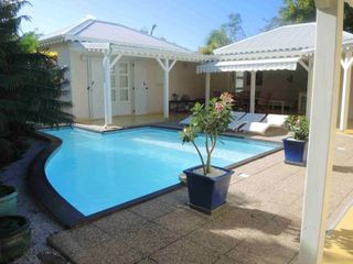 Фото отеля Villa de 3 chambres avec piscine privee jardin clos et wifi a Saint Fr