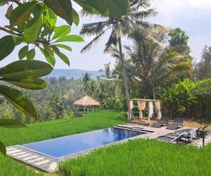 Bali De Pardis Cottage Munduk Indonesia