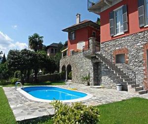 Domus 4 appartamento con piscina Miasino Italy