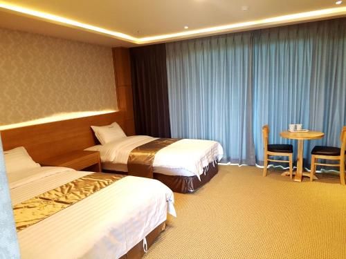 Hotel Photo 12