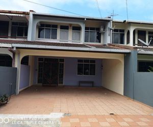 JR21 Townhouse Kuching Malaysia