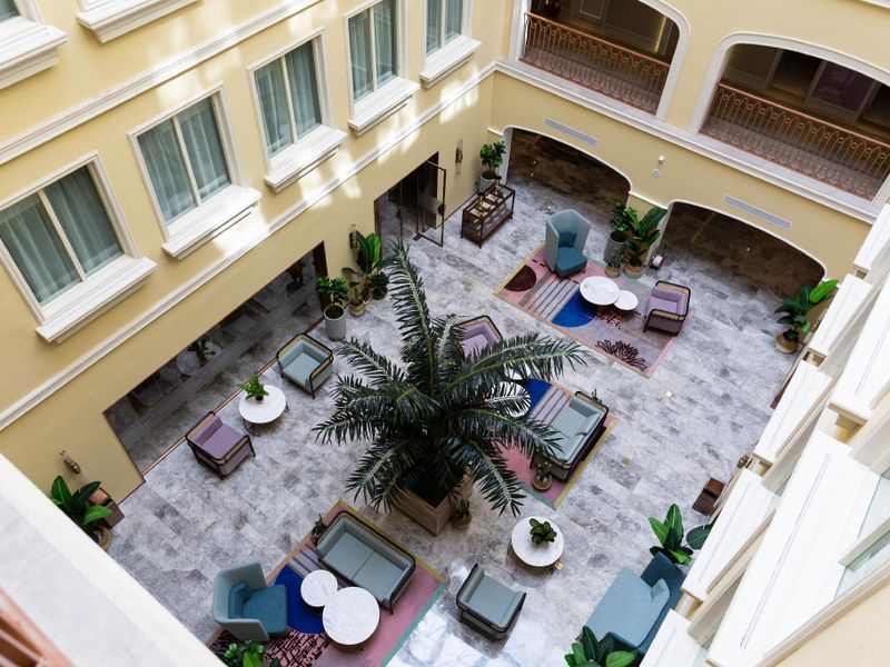 Hotel Photo 1