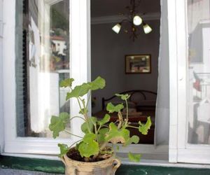 Meteora Mansion - Traditional Apt 3BD - Rocks View Kalambaka Greece