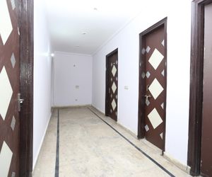 OYO 40645 Primerose Residency 2 Delhi City India