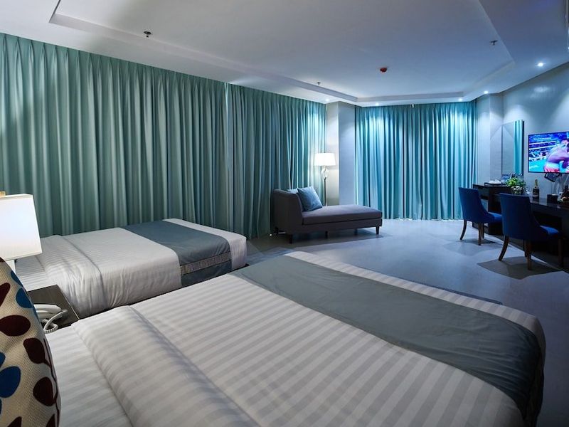 Hotel Photo 12