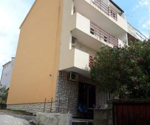 Apartmani Nenadic Baska Voda Croatia