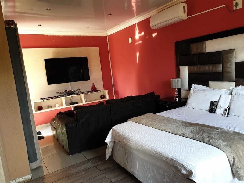 Hotel Photo 13