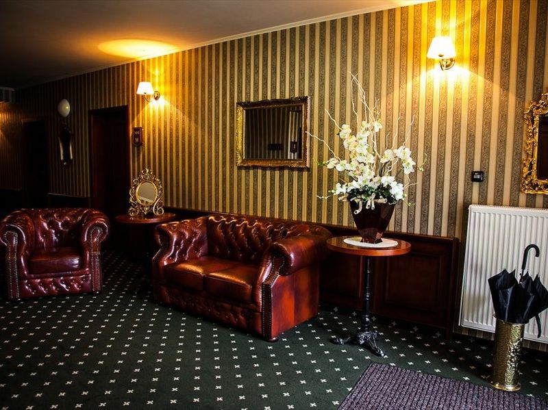Hotel Photo 9