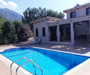 Villa Robertson in Girne with Private Pool Cyprus Island Northern Cyprus