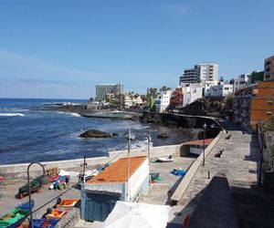 2-bedroom with fantastic view and roof terrace by TheOceanRentals Bajamar Spain