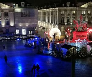 Appartement F3 au balcon de la Place du Martroi Orleans France