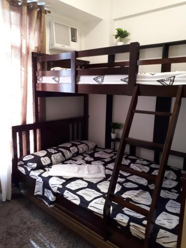 image of hotel Treetop Villas