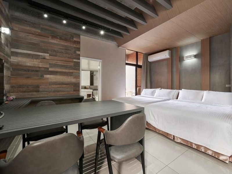 Hotel Photo 7