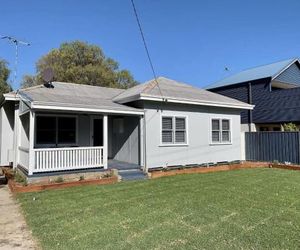 Yaringa cottage...by the sea Busselton Australia