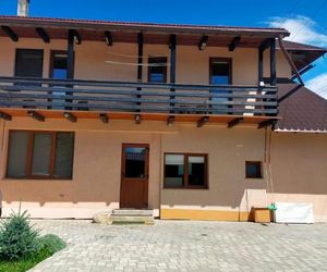 Casa Luna Gura Humorului Romania
