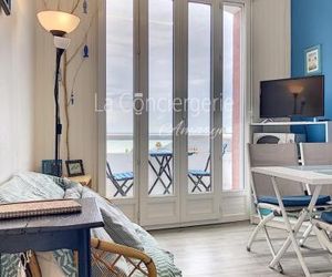 Appartement avec balcon vue mer Ault France