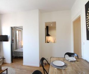 Pretty 2 rooms in the city center Annecy France