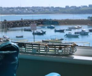 Portrush Harbour (Kerr St) Townhouse. Sleeps 19 Portrush United Kingdom