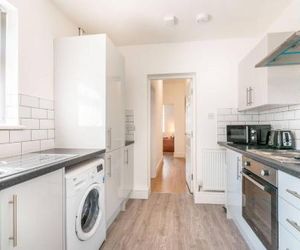 Spacious One Bed Apartment with Parking close to City centre Kingston-Upon-Hull United Kingdom