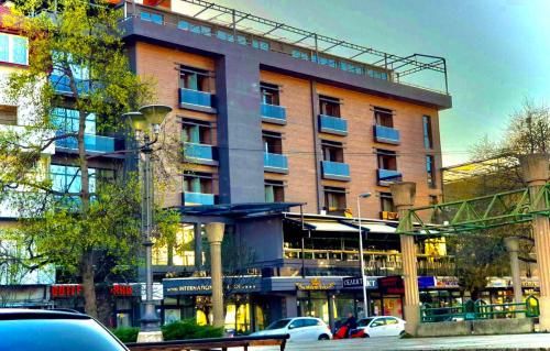 Hotel Photo 1