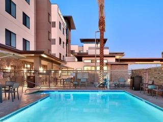 Фото отеля Residence Inn by Marriott Phoenix West/Avondale
