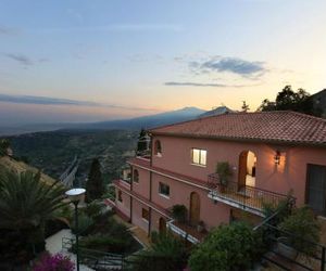 Terrazza SullEtna Holidays Apartment Taormina Italy