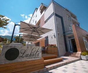 Hotel Lahuta Bajram Albania