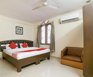 OYO 37946 hotel Sky blue Hyderabad India