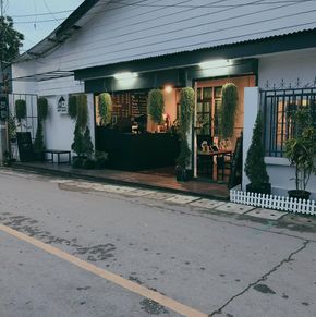 NearBy Hotel