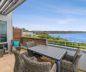 POINT GREY APARTMENT 2 - Ocean VIews with wifi Lorne Australia