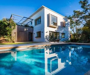 Design Villa with Pool, Fireplace near the Beach in Bidart Bidart France