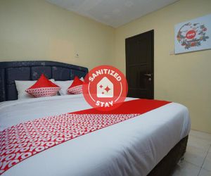 OYO 927 Carina Hotel Malang Indonesia