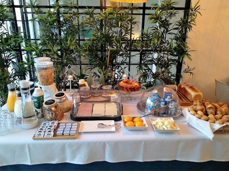 Hotel Photo 1