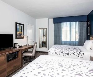 La Quinta Inn and Suites by Wyndham Long Island City Long Island City United States