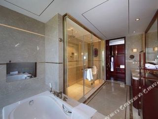 Фото отеля Grand New Century Hotel Zunyi