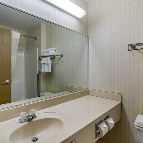 Photo of Quality Inn Luverne