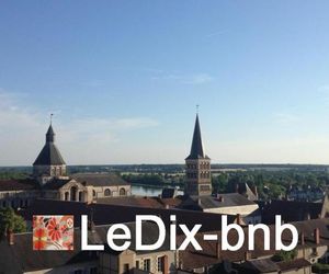 LeDix-bnb La Charite France