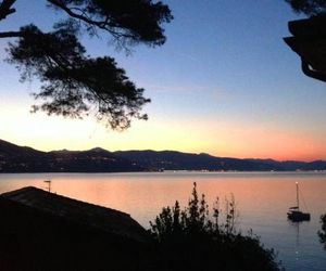 Large Apartment (3 bedrooms - 2 bathrooms), 50 meters from the beach Santa Margherita Ligure Italy