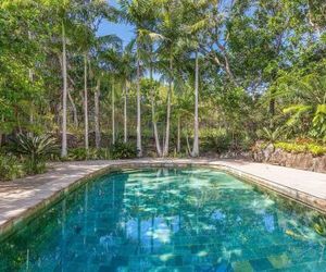 #4 James Cook Apartments Byron Bay Australia