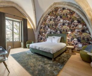 Les Suites de lIle Barbe Lyon France